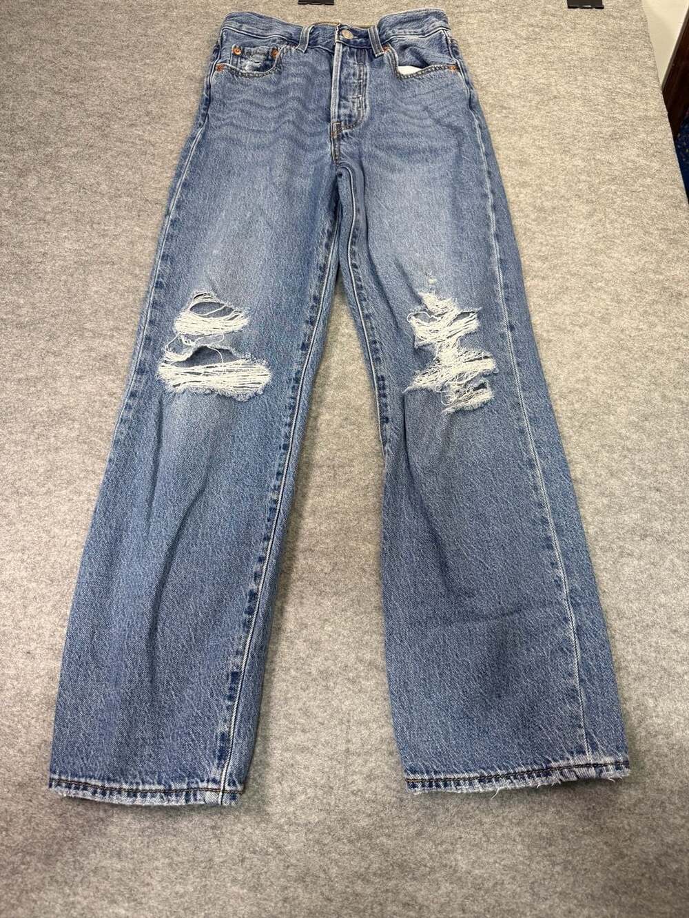 Levi's Premium Ribcage Straight Ankle Distressed Jeans Size 24